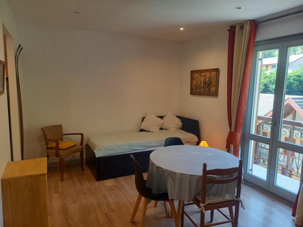 La Dova Marmotte Apartment บรีดเดอ-เล-แบ็ง ภายนอก รูปภาพ
